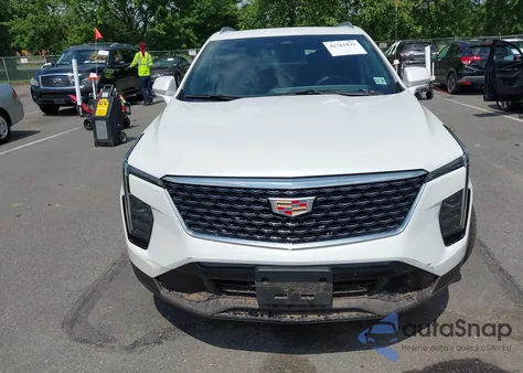 2025 Cadillac Xt4 Awd Premium Luxury z USA, uszkodzony, nr VIN 1GYFZDR44SF115417